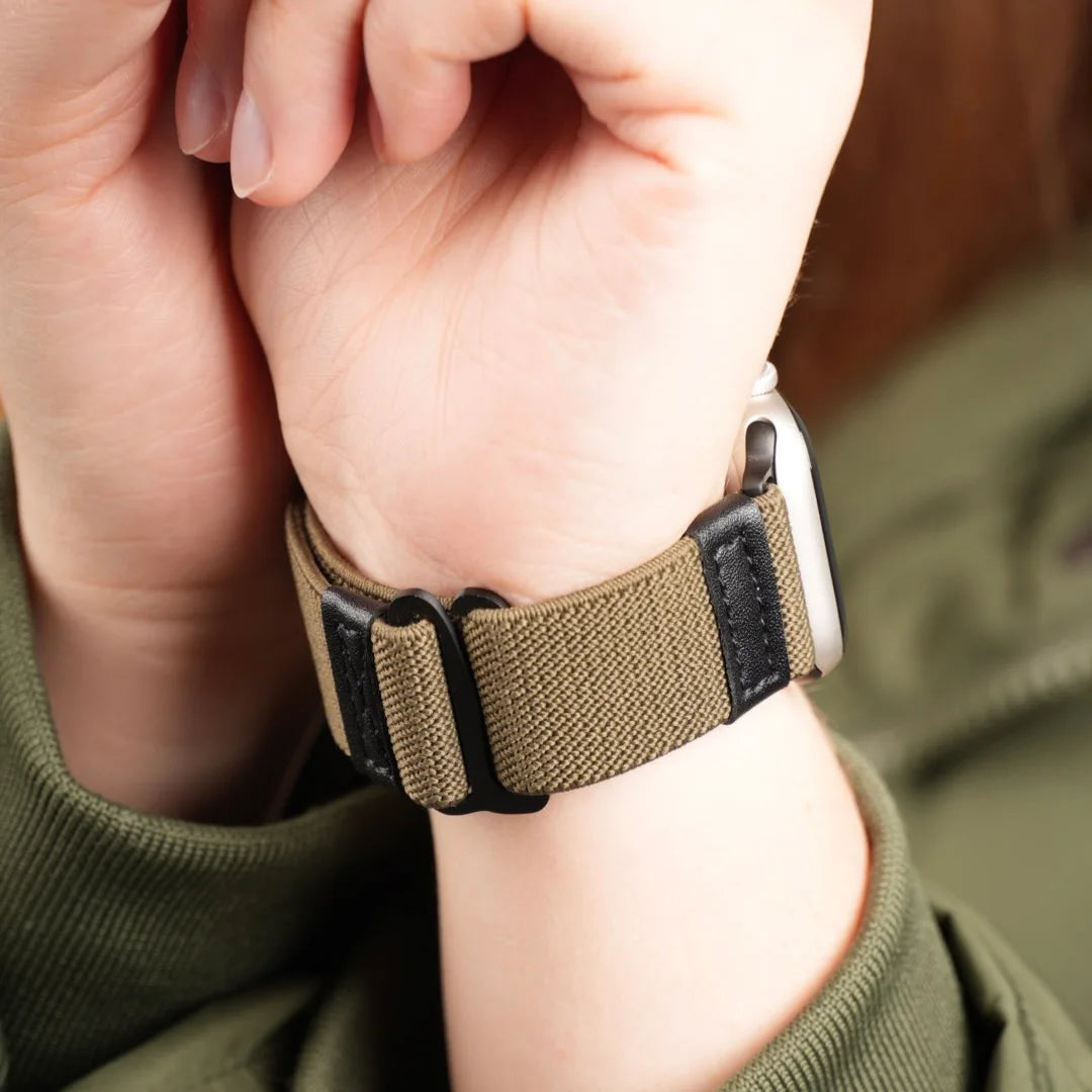 Breband Hook Elastic Armband für Apple Watch in Olivgrün mit stabilem Hakenverschluss – #farbe_Dunkelgrün